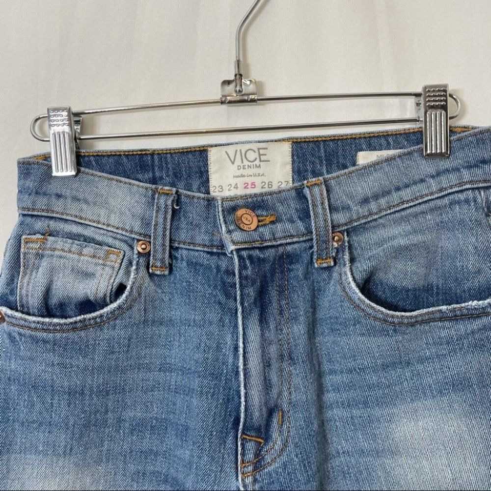 Vice MILF Cropped High Rise Jeans - Picture 2 of 12